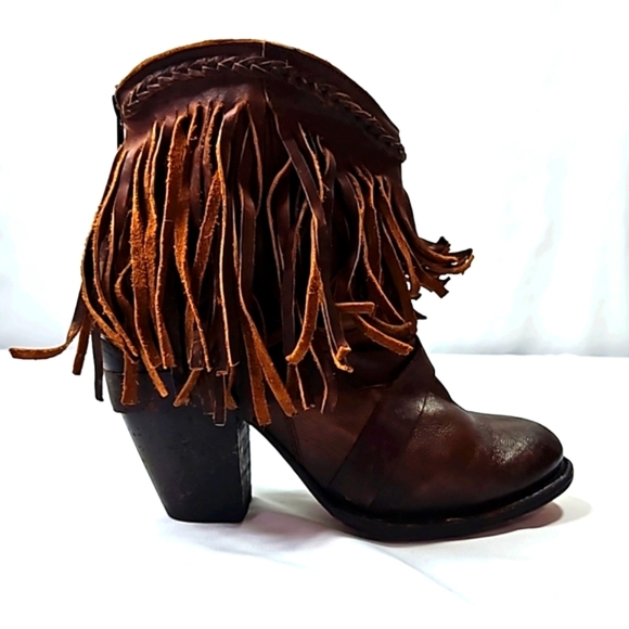 Freebird by Steven 9 Laredo brown Distressed Fringe Booties short boots Leather - Picture 1 of 9